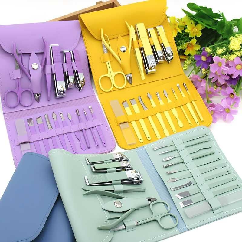 Professional Manicure & Pedicure Set